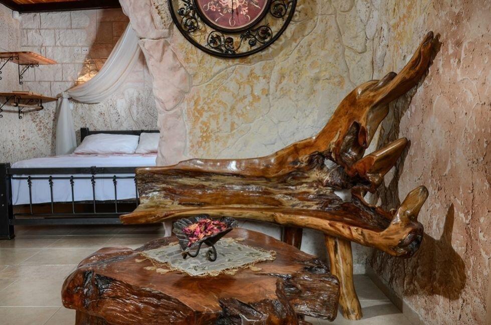 מערת האהבה - אהבה במושבה - מתחם צימרים דיסקרטיים מפנק במיוחד, 3 צימרים עם ג'קוזי רומנטי, מיטה זוגית ועוד... 69991