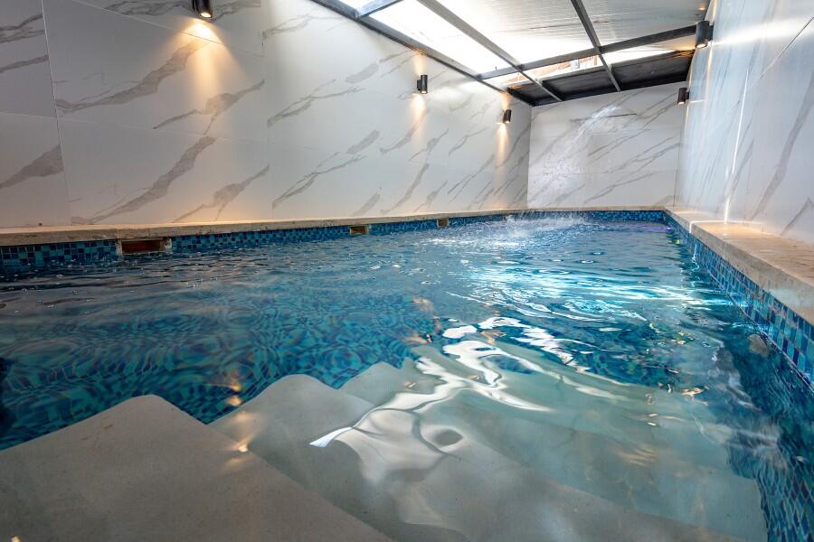 סוויטת בריכה פרטית לזוגות - לאגו סוויט ירושלים - אירוח שעתי מפנק - צימרים VIP 107827