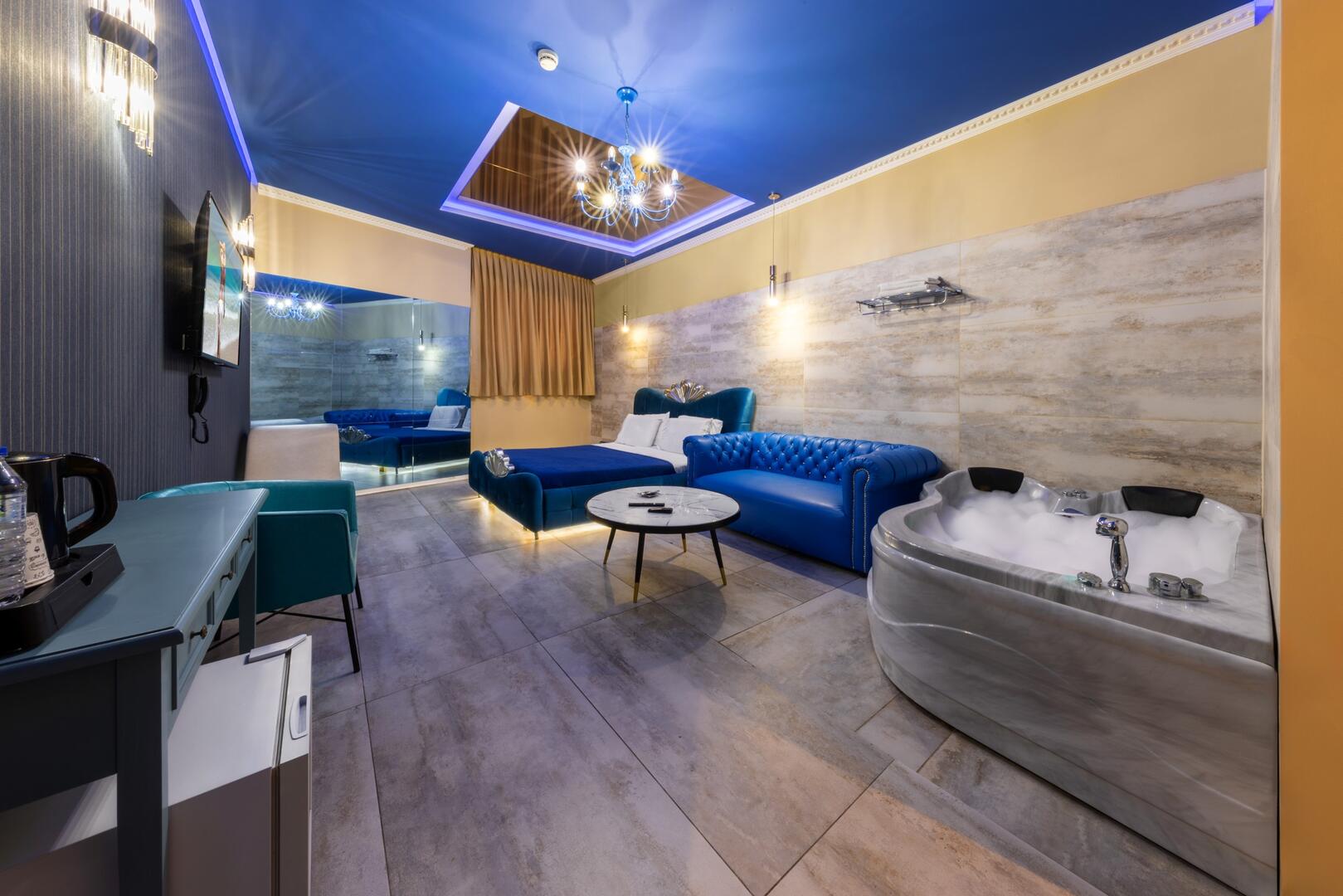 חדר 104 - הכירו את בלו טופז - מתחם סוויטות להשכרה לפי שעה לדייט המושלם 101397