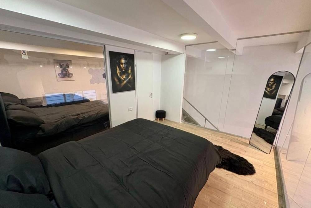 חדרי שינה - סוויטת בוטיק גלרי לנופש רומנטי ומפנק בלב תל אביב 118486