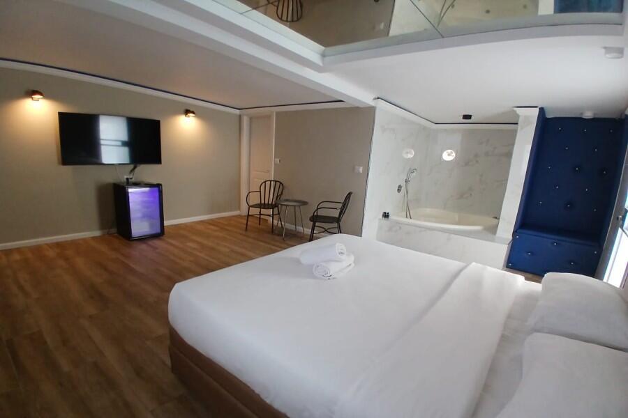 יחידות אירוח עם ג'קוזי - כפר הים נתניה - אירוח שעתי אינטימי בסוויטות 155423