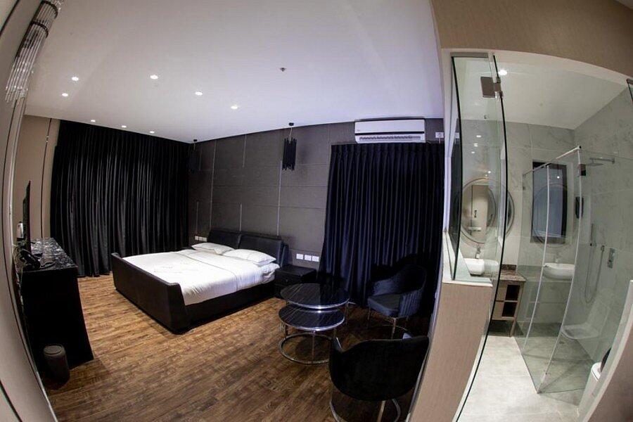 חדרי רויאל - Royal Hotel - סוויטות מפנקות להשכרה לפי שעה במרכז 147882