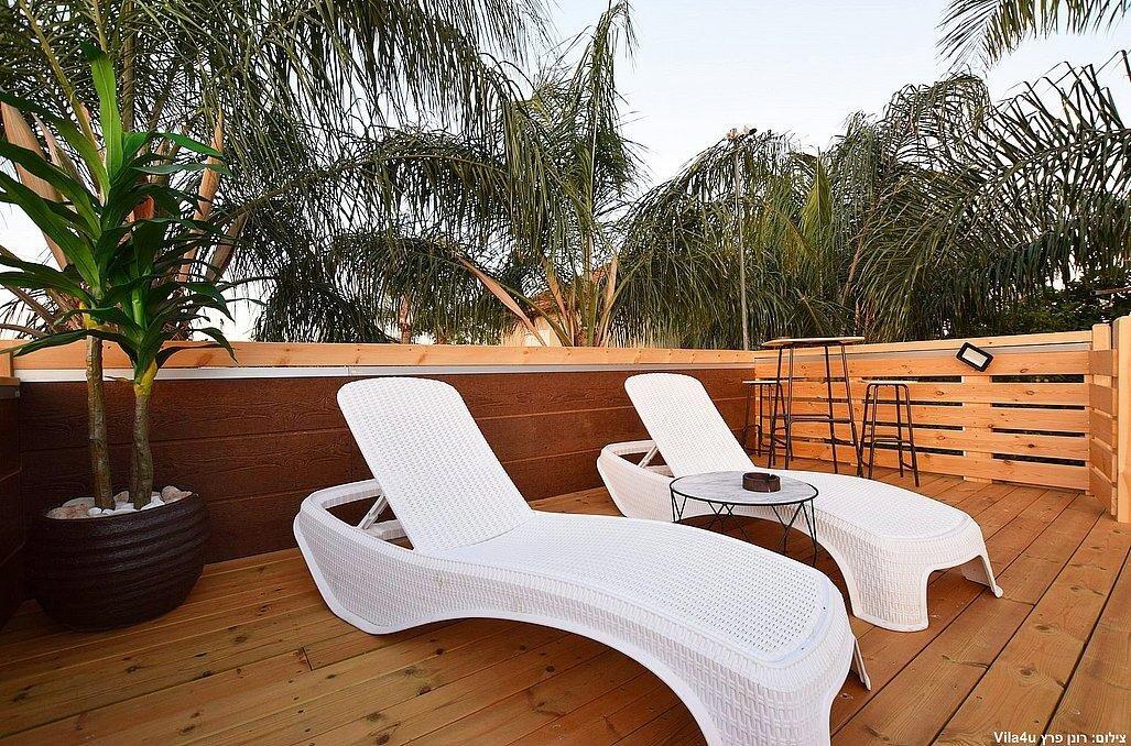 המתחם החיצוני - אהבה במושבה - מתחם צימרים דיסקרטיים מפנק במיוחד, 3 צימרים עם ג'קוזי רומנטי, מיטה זוגית ועוד... 69968