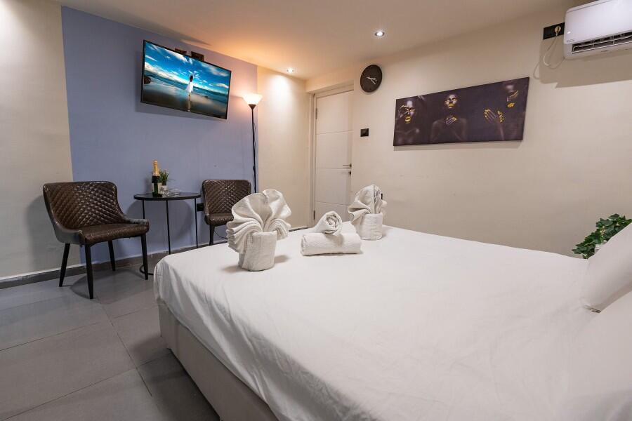 סוויטת 201 - לאגו סוויט ירושלים - אירוח שעתי מפנק - צימרים VIP 107856