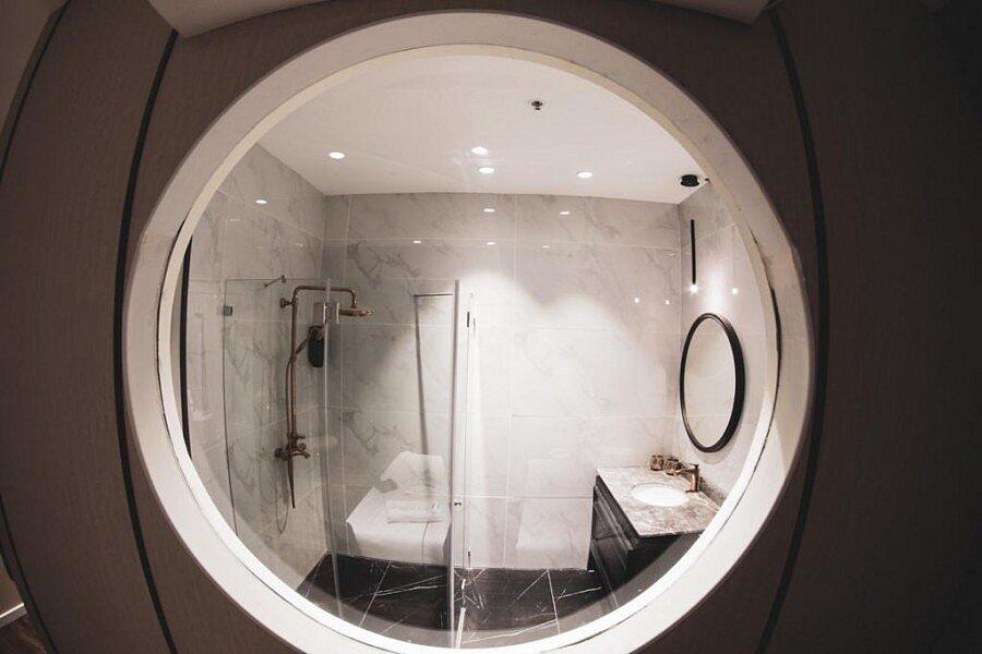 חדרי רויאל - ספא רויאל - חדרים דיסקרטיים לזוגות עם חניה פרטית 147909