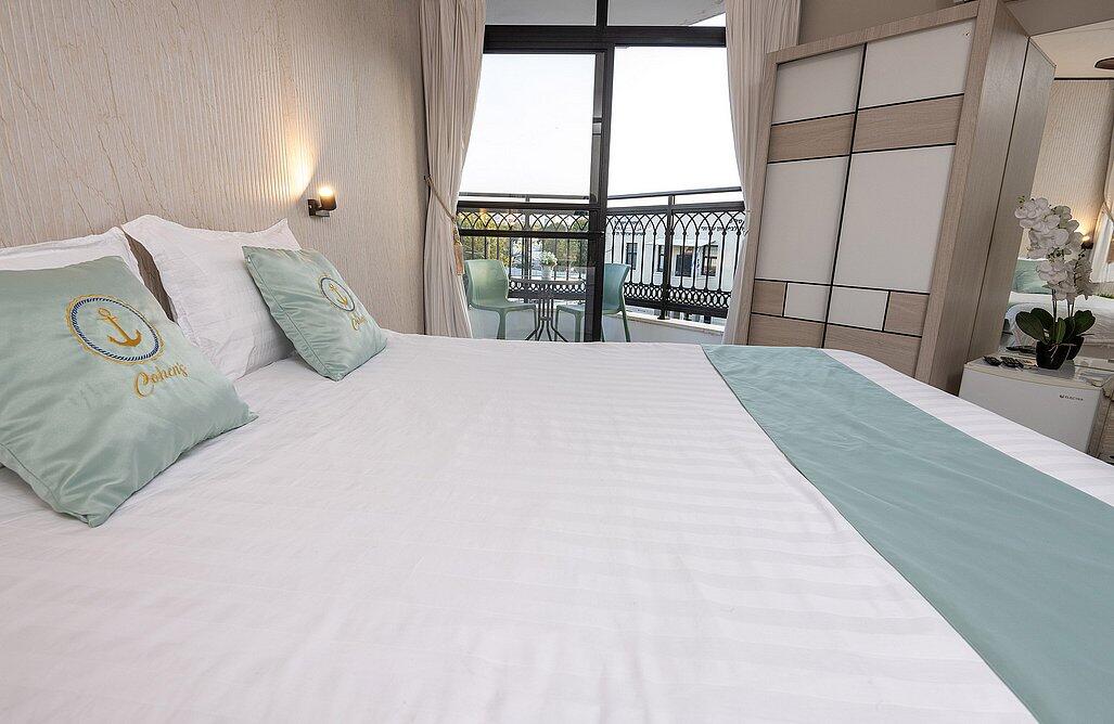 דירת אירוח זוגית עם גקוזי פנימי ומרפסת - סוויטות תל אביב ריזורט - חדרי אירוח פרטיים במרכז העיר 147726