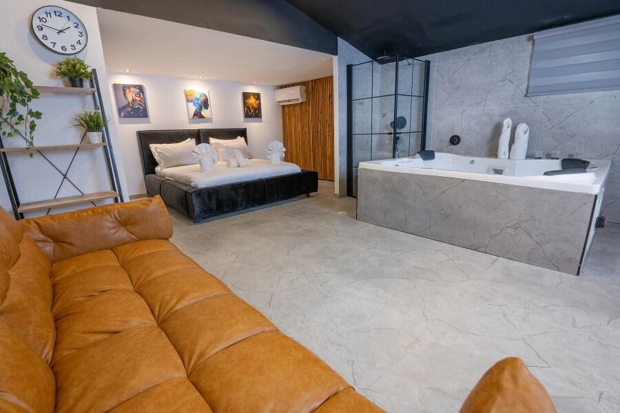 סוויטת בלאק רום 203 - לאגו סוויט ירושלים - אירוח שעתי מפנק - צימרים VIP 107833