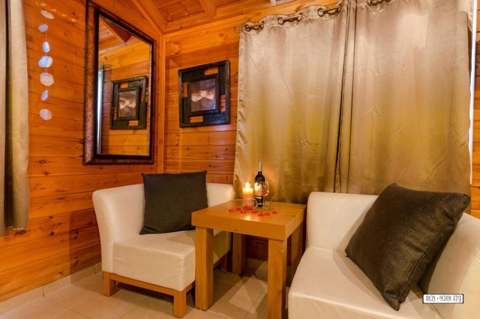 הצימרים במתחם - אור ירח יבנאל - 5 בקתות עץ ביבנאל - צימרים VIP 20806