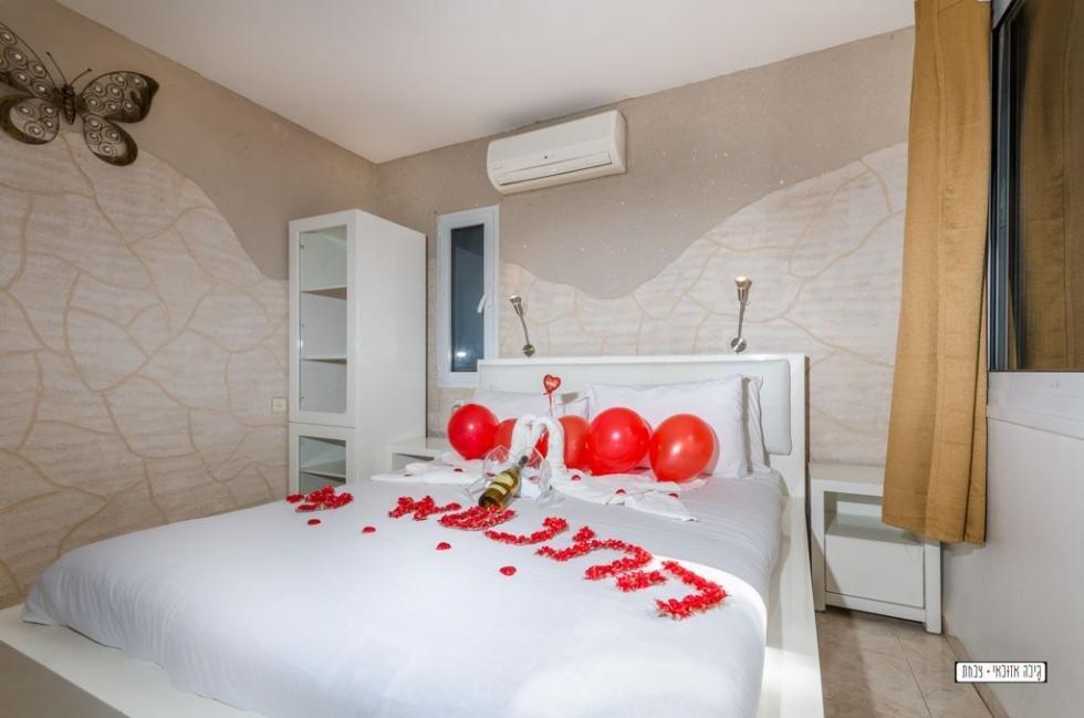 הצימרים במתחם - אור ירח יבנאל - 5 בקתות עץ ביבנאל - צימרים VIP 20792