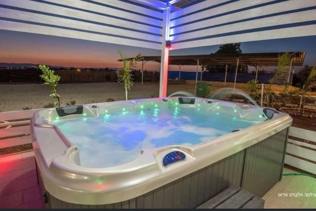 גלרית חוץ - אחוזת הסתיו למרגלות הגלבוע מזמינה אותכם לנופש מפנק בצפון הארץ למשפחות וזוגות 117552