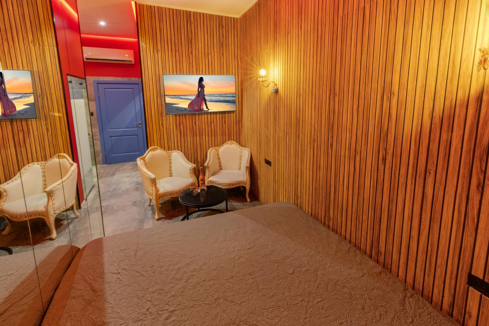 סוויטה ג'קוזי 107 - מלון סוויטות גראף - חדרים מפנקים לפי שעה או ללינה בראשון לציון 100807