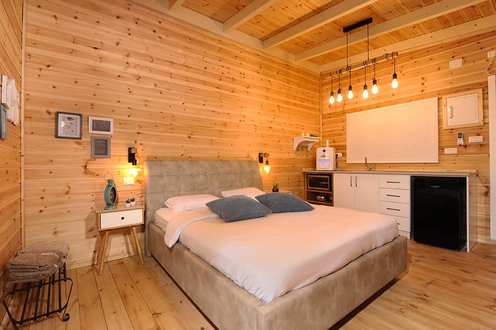 הסוויטות - חוויה באופוריה - מתחם חדרים לפי שעה בשזור 16398