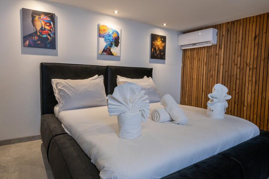 סוויטת בלאק רום 203 - לאגו סוויט ירושלים - אירוח שעתי מפנק - צימרים VIP 107835