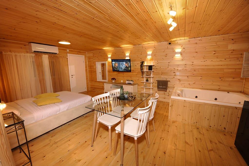 הסוויטות - חוויה באופוריה - מתחם חדרים לפי שעה בשזור 16402