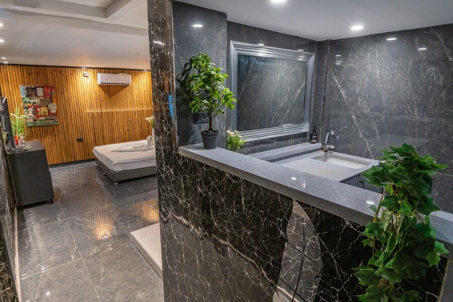 סוויטת 205 - לאגו סוויט ירושלים - אירוח שעתי מפנק - צימרים VIP 107853