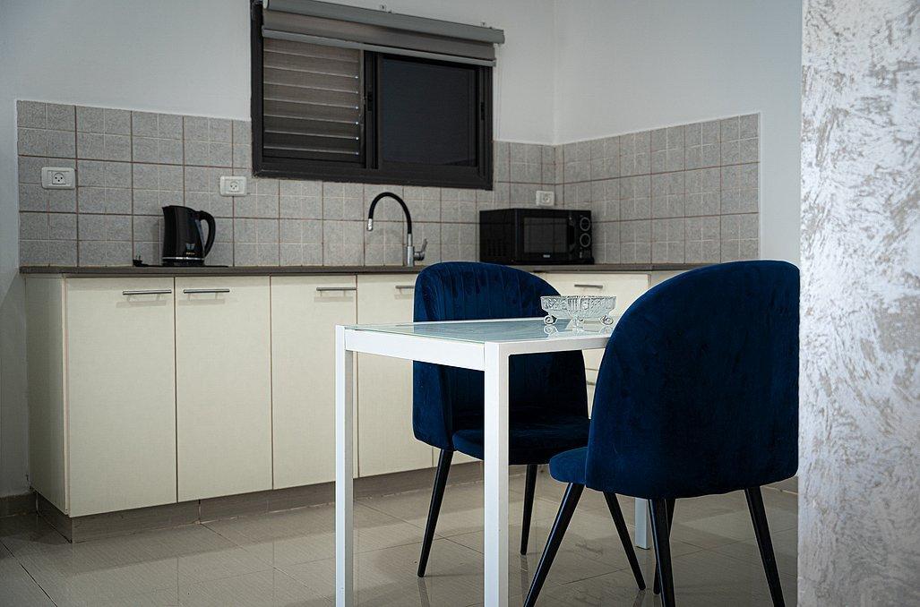 גלרית פנים - אחוזת הסתיו למרגלות הגלבוע מזמינה אותכם לנופש מפנק בצפון הארץ למשפחות וזוגות 117561