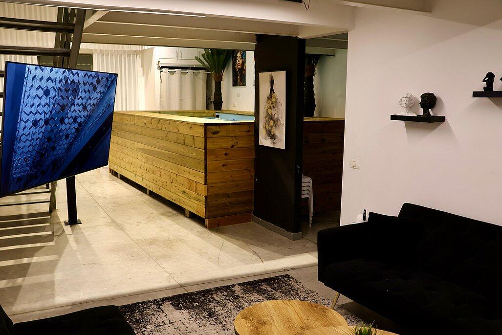 מתחם פנים - סוויטת בוטיק גלרי לנופש רומנטי ומפנק בלב תל אביב 141355