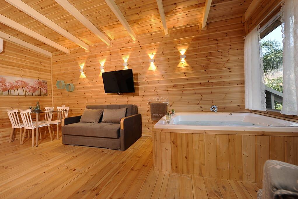 הסוויטות - חוויה באופוריה - מתחם חדרים לפי שעה בשזור 16411