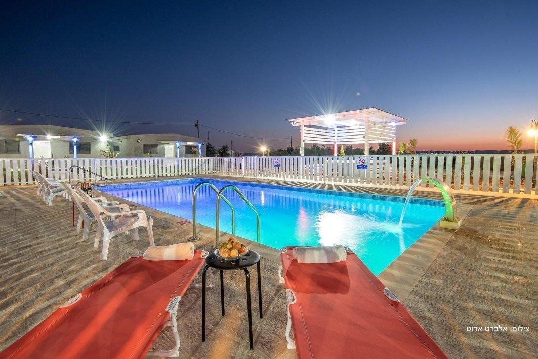 גלרית חוץ - אחוזת הסתיו למרגלות הגלבוע מזמינה אותכם לנופש מפנק בצפון הארץ למשפחות וזוגות 117544