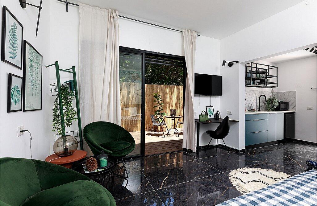 חדרים רגילים - המושב השקט בעיר - 4  בראשון לציון - צימרים VIP 121407