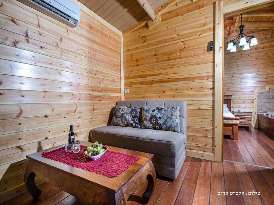 הסוויטה הקסומה - הבקתות של סיוון - אירוח שעתי מפנק בגליל 17192