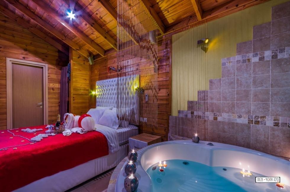 הצימרים במתחם - אור ירח יבנאל - 5 בקתות עץ ביבנאל - צימרים VIP 20807