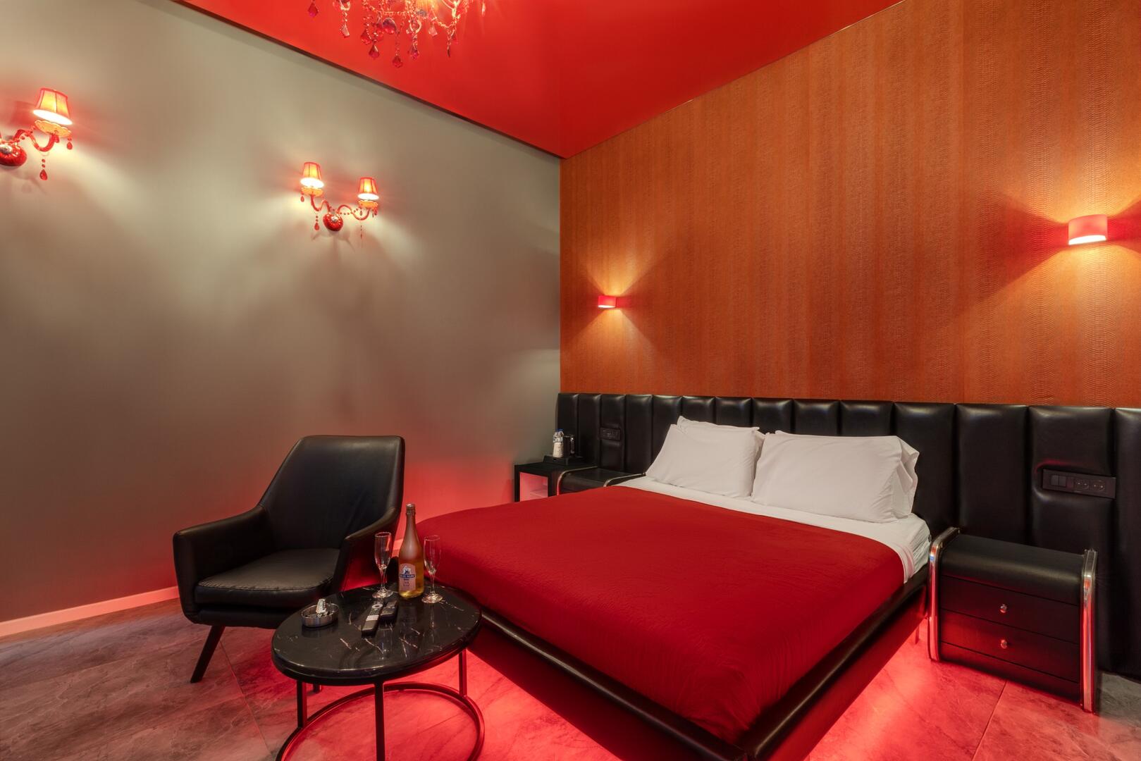 חדר 102 קורל - מלון סוויטות גראף - חדרים מפנקים לפי שעה או ללינה בראשון לציון 100784