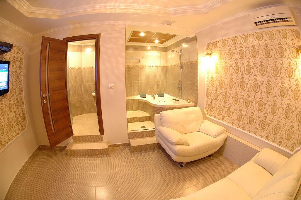 סוויטה דלוקס - טיטאניק ספא האוס - חדרים לפי שעה בראשון לציון 107699