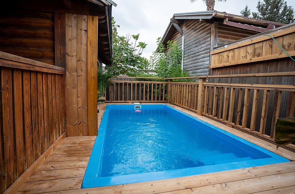 צימרים עם בריכה וג'קוזי פרטי - נווה בר - מלון בוטיק בכפר - 5 בקתות עץ ו 5 סוויטות בנווה מבטח - צימרים VIP 89131