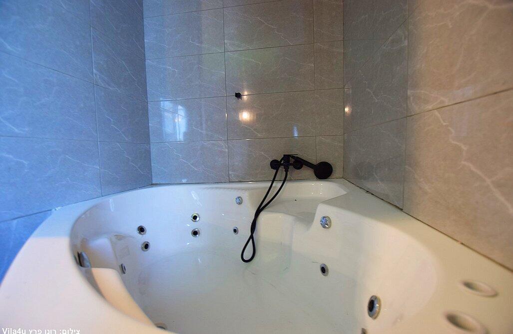 המתחם הפנימי - צימר שביל האהבה - לחוויה קצרה אך בלתי נשכחת 96291