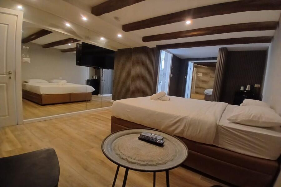 יחידות אירוח - כפר הים נתניה - אירוח שעתי אינטימי בסוויטות 155416