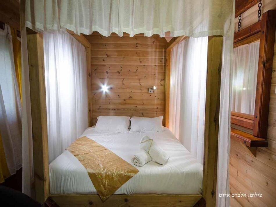 הסוויטה המלכותית - הבקתות של סיוון - אירוח שעתי מפנק בגליל 17199