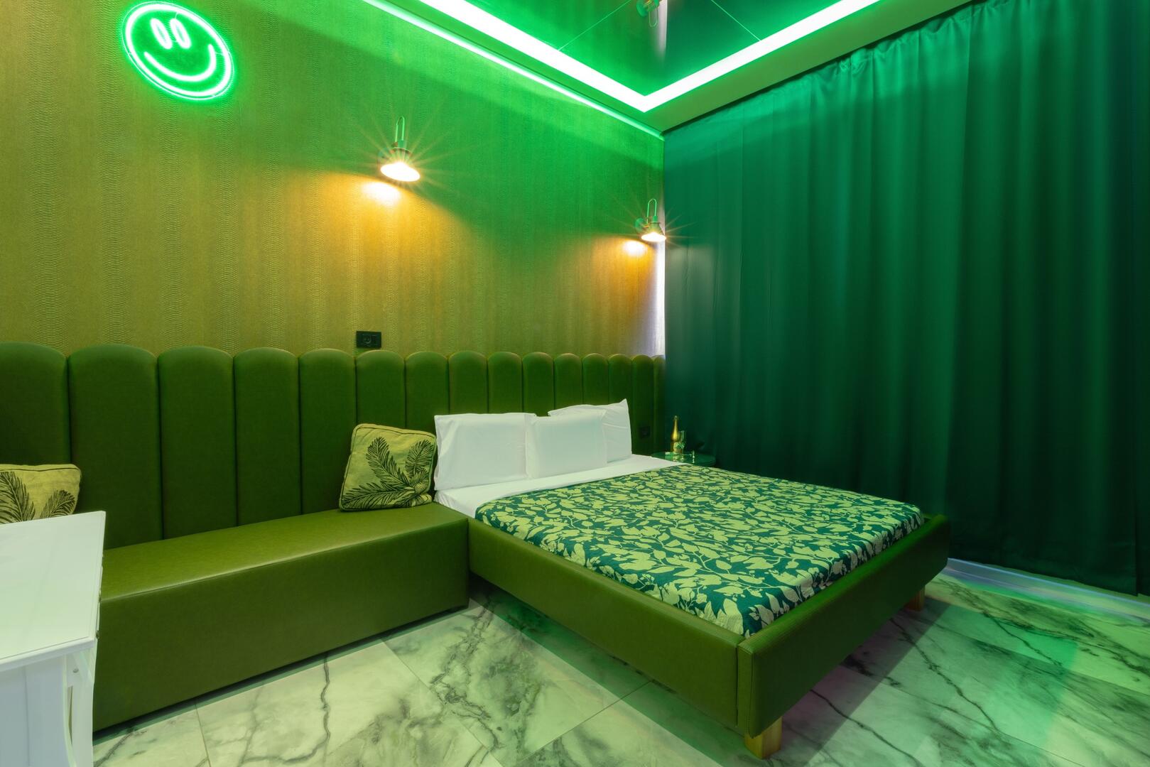 חדר 103 ארמלד - מלון סוויטות גראף - חדרים מפנקים לפי שעה או ללינה בראשון לציון 100789