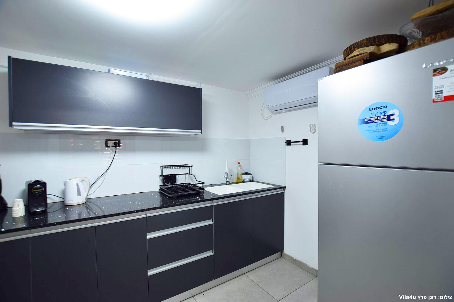 חצר המתחם - קסם בבוסתן - סוויטה בבוסתן הגליל - צימרים VIP 41938