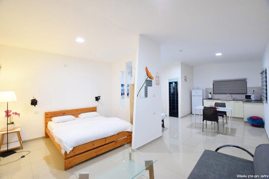 גלרית פנים - אחוזת הסתיו למרגלות הגלבוע מזמינה אותכם לנופש מפנק בצפון הארץ למשפחות וזוגות 117576