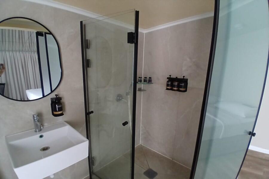 יחידות אירוח עם ג'קוזי - כפר הים נתניה - אירוח שעתי אינטימי בסוויטות 155426