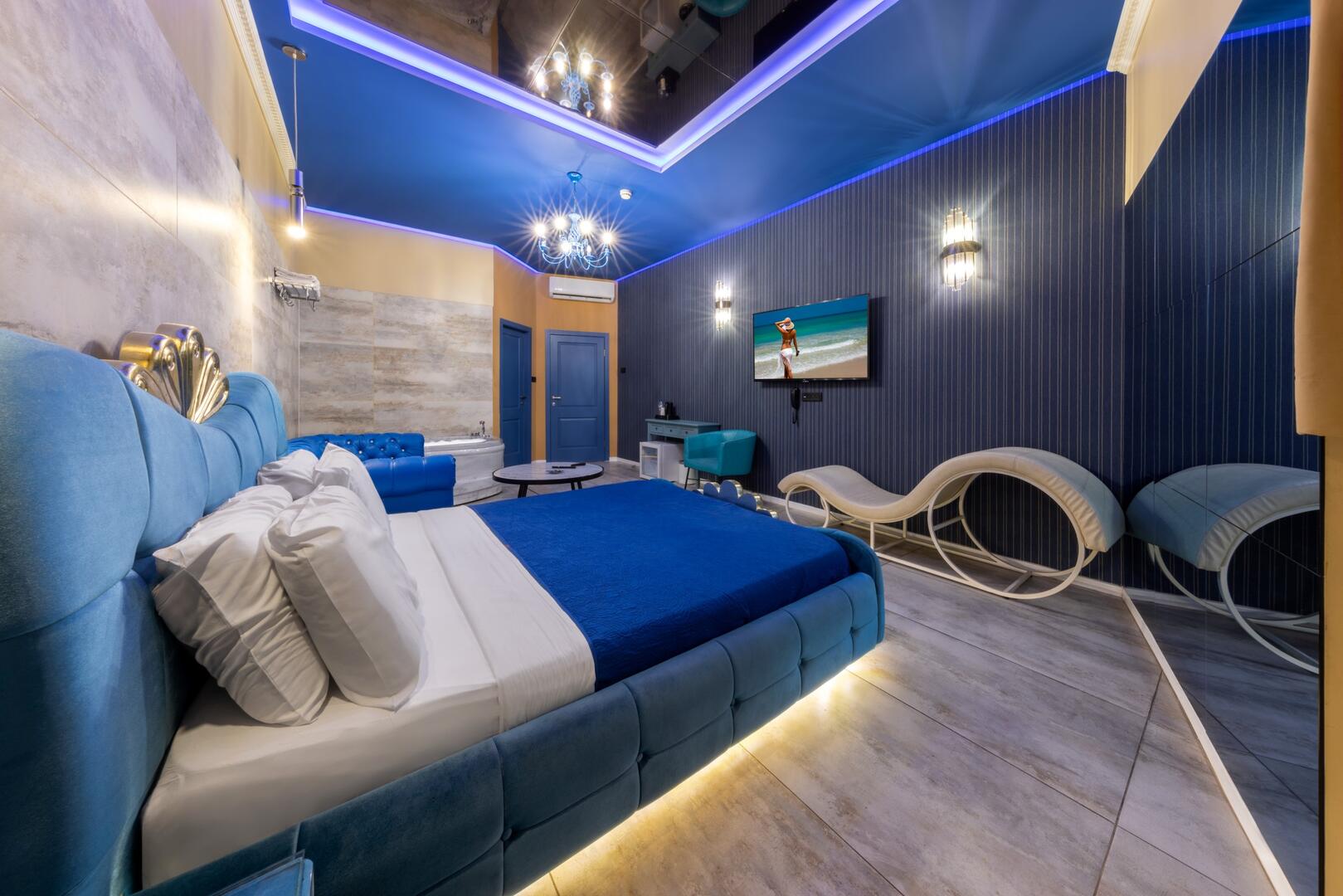 חדר 104 - הכירו את בלו טופז - מתחם סוויטות להשכרה לפי שעה לדייט המושלם 101396