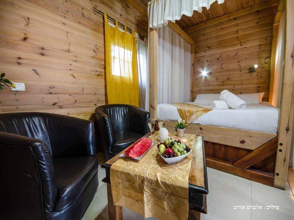 הסוויטה המלכותית - הבקתות של סיוון - אירוח שעתי מפנק בגליל 17201