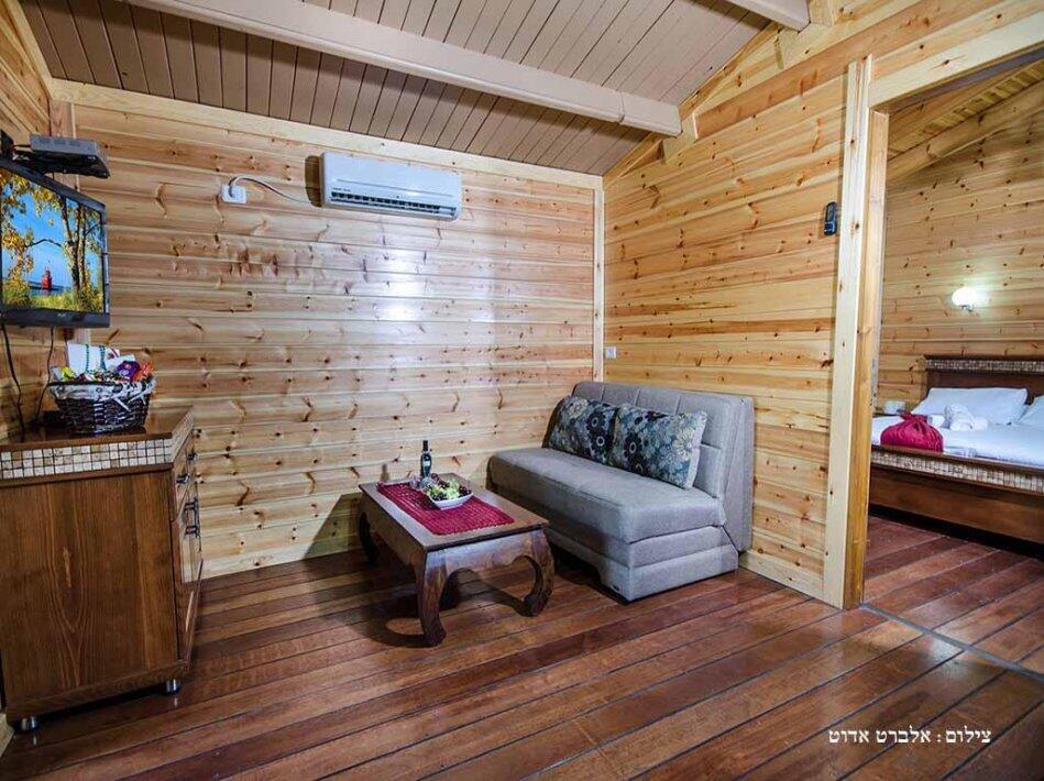 הסוויטה הקסומה - הבקתות של סיוון - אירוח שעתי מפנק בגליל 17183