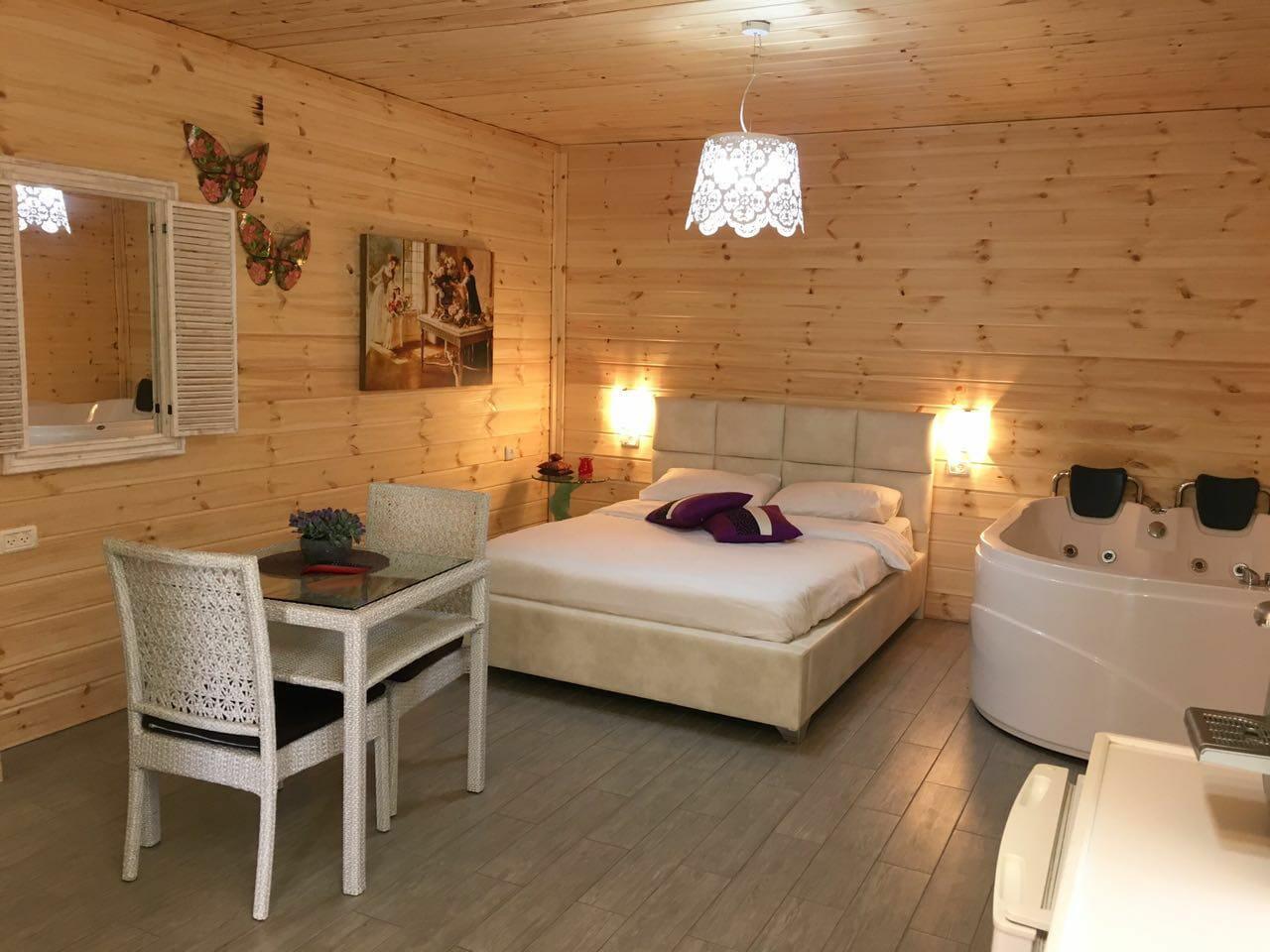 יחידת הסטודיו - חוויה באופוריה - מתחם חדרים לפי שעה בשזור 16428